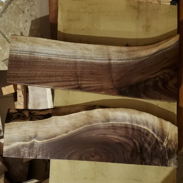 The Walnut Wild-Edge – Handcrafted Neodymium Magnetic Knife Rack